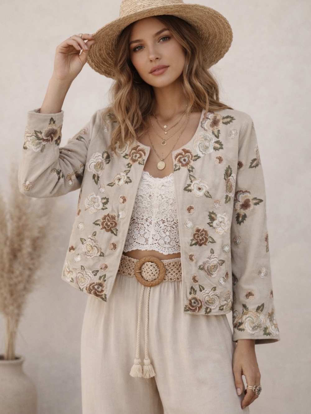 Embroidered Floral Beige faux suede Lightweight jacket boho feminine size small